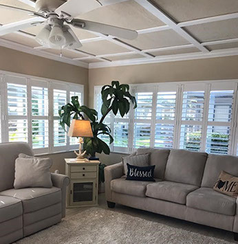 gorgeous living room horizontal blinds
